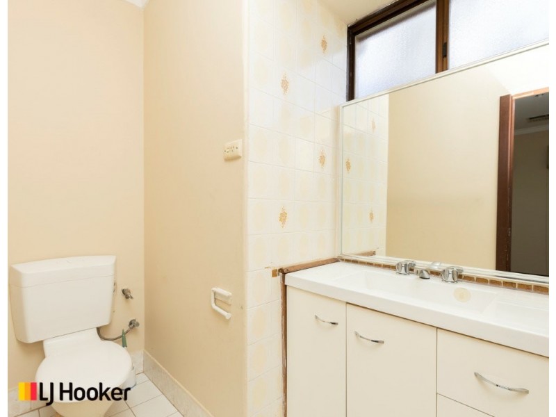 16 Olga Road, Maddington WA 6109