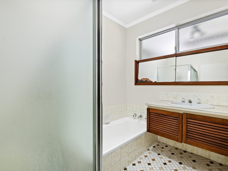 29 Pinetree Gully Road, Willetton WA 6155