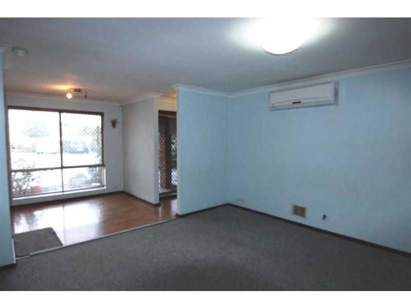 7/8 Neon Close, Parkwood WA 6147