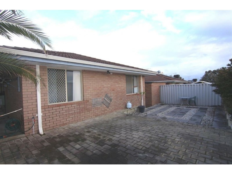 7/8 Neon Close, Parkwood WA 6147