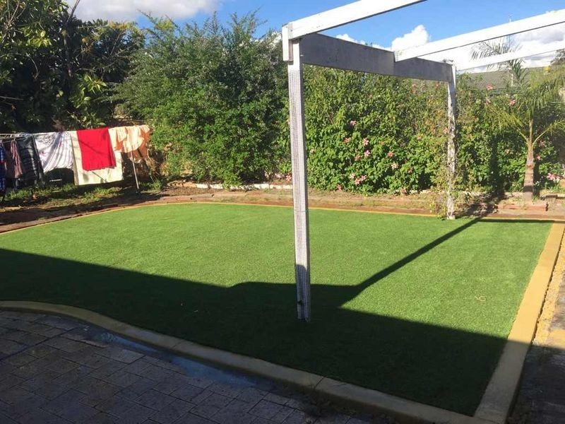 15 Glennon Way, Rossmoyne WA 6148