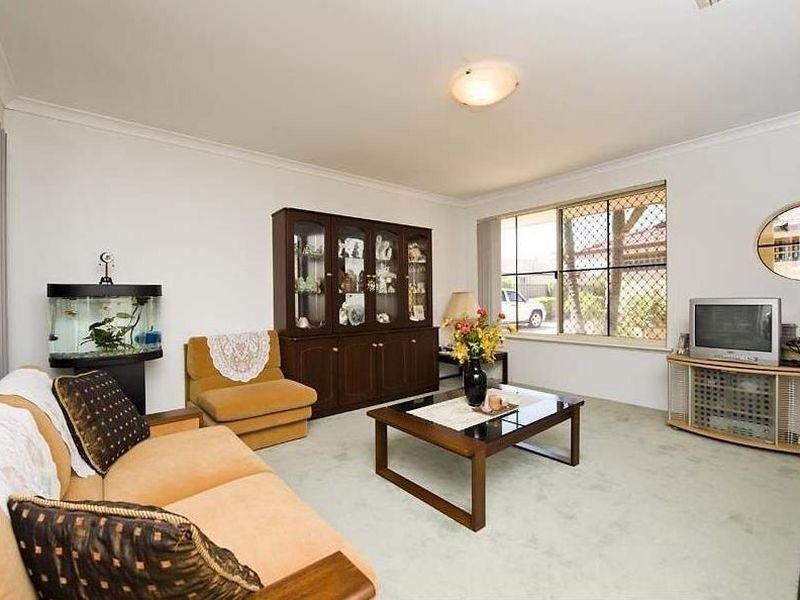 25B Tea Tree Way, Thornlie WA 6108