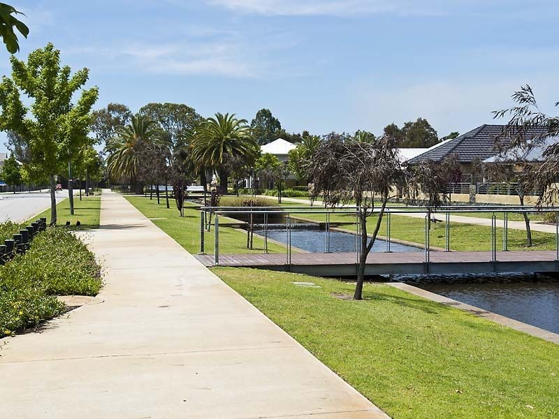 5 Malting Court, Canning Vale WA 6155