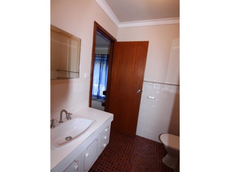 8/19 Freesia Way, Willetton WA 6155