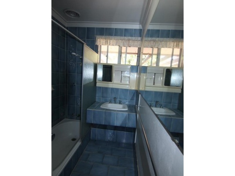 12 Pierre Place, Padbury WA 6025