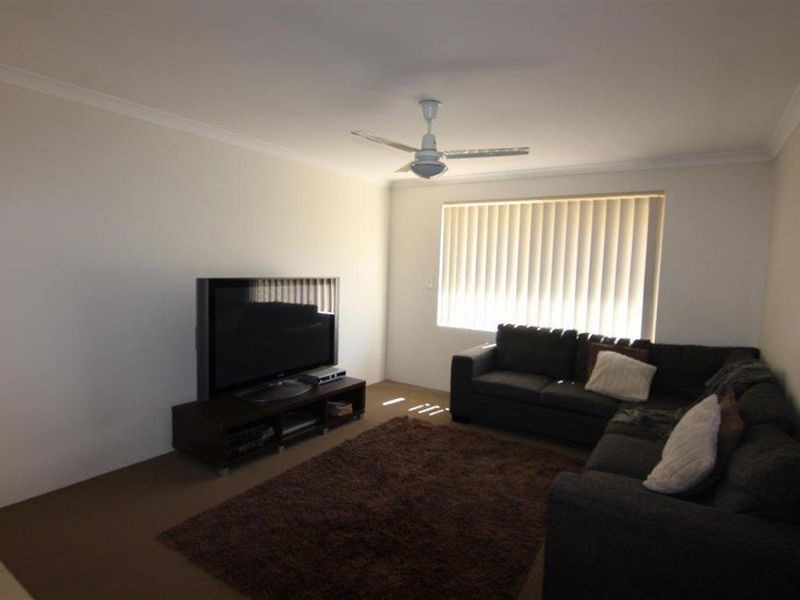 2/157 Seventh Road, Armadale WA 6112