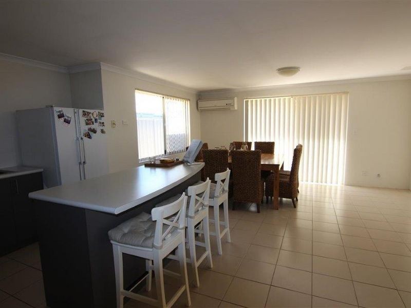 2/157 Seventh Road, Armadale WA 6112