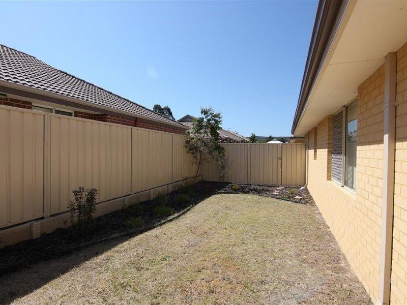 2/157 Seventh Road, Armadale WA 6112