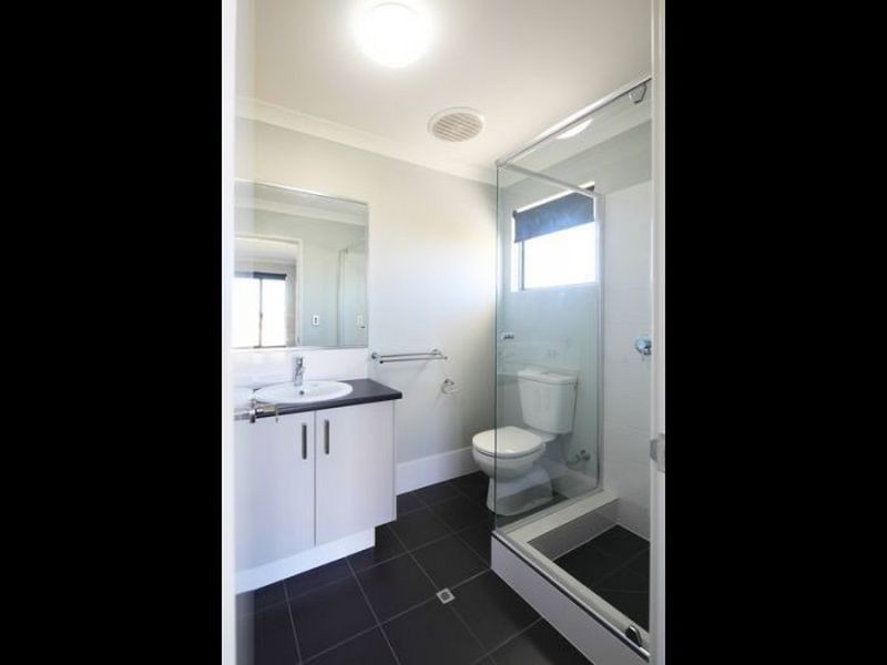 7 Oakes Way, Hammond Park WA 6164