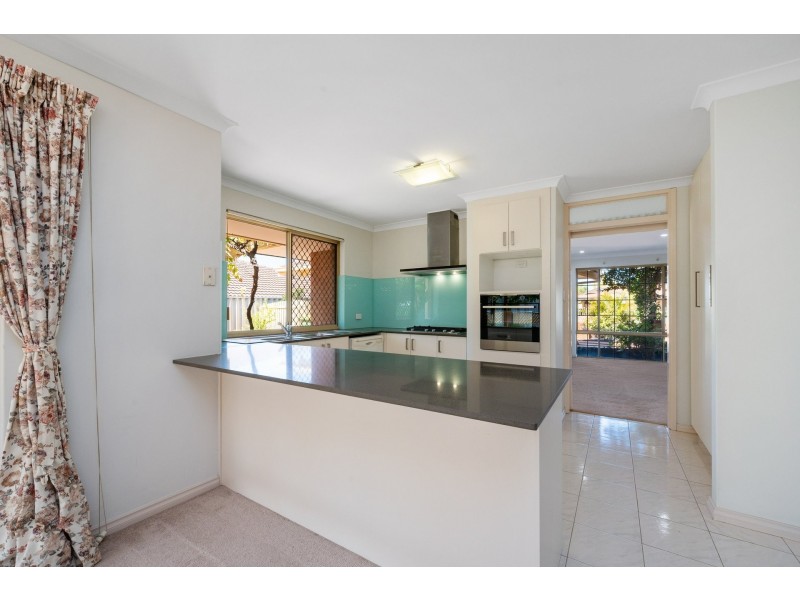 14 Sylvan Crescent, Leeming WA 6149