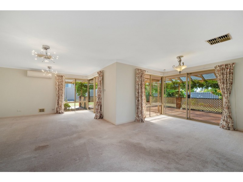 14 Sylvan Crescent, Leeming WA 6149