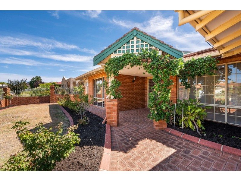 14 Sylvan Crescent, Leeming WA 6149