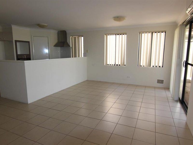 Unit 21/17-21 Third Avenue, Kelmscott WA 6111