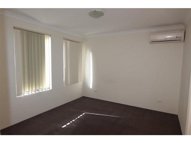 Unit 21/17-21 Third Avenue, Kelmscott WA 6111