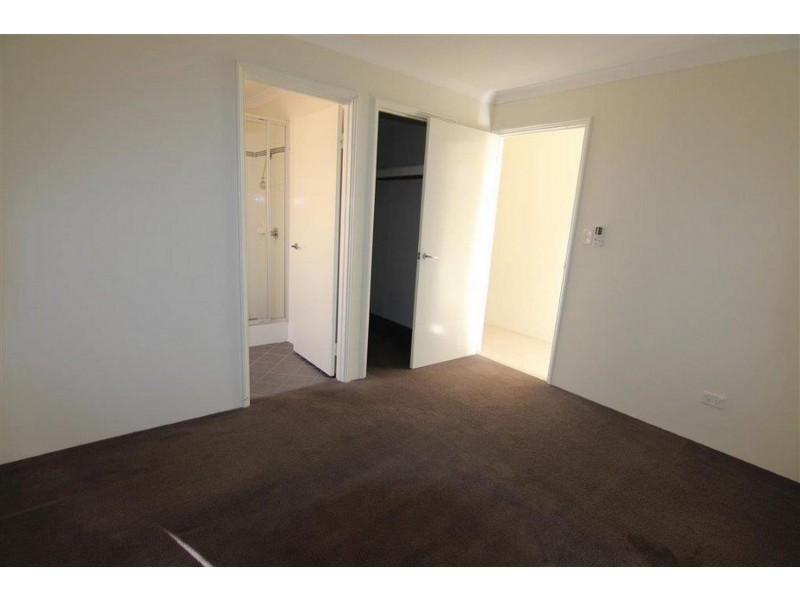 Unit 21/17-21 Third Avenue, Kelmscott WA 6111