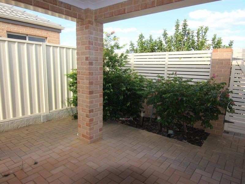 Unit 21/17-21 Third Avenue, Kelmscott WA 6111
