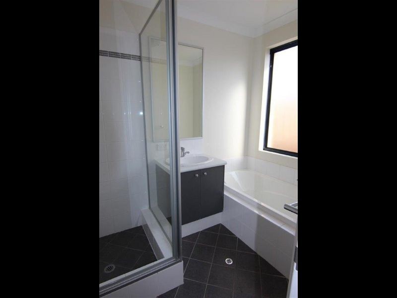 Unit 21/17-21 Third Avenue, Kelmscott WA 6111