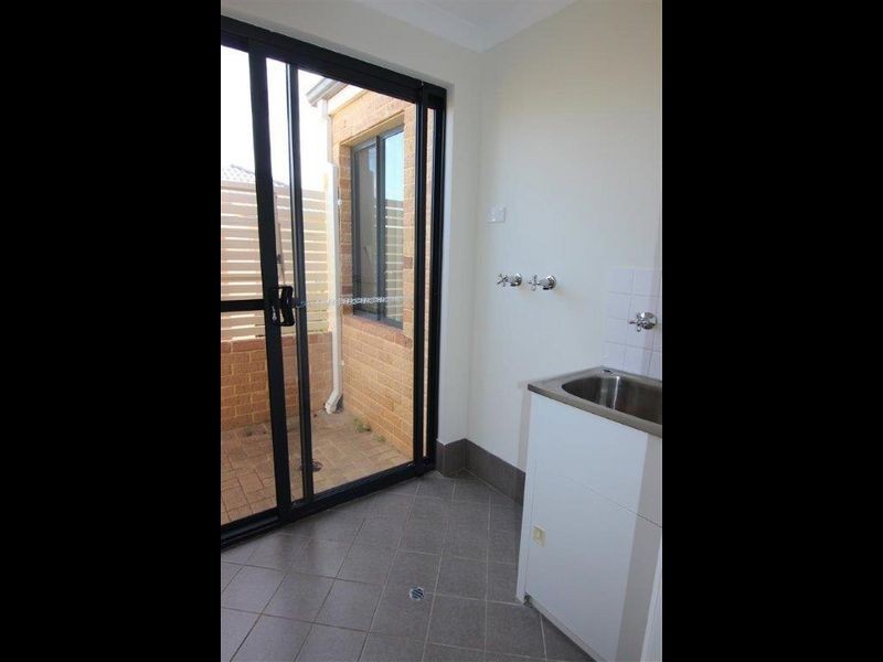 Unit 21/17-21 Third Avenue, Kelmscott WA 6111