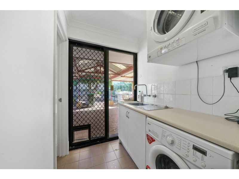 11 Seabrook Place, Success WA 6164