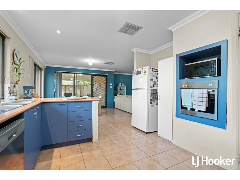 50 Mosedale Loop, Waikiki WA 6169