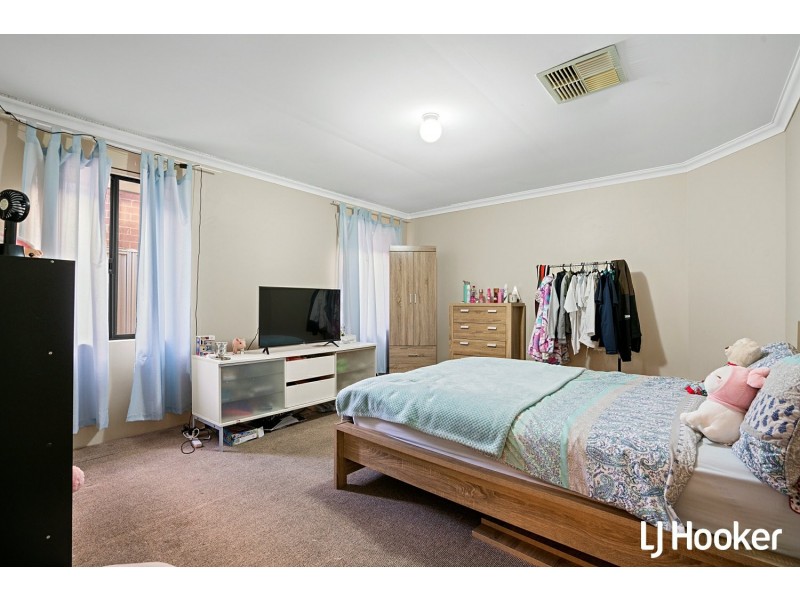 50 Mosedale Loop, Waikiki WA 6169