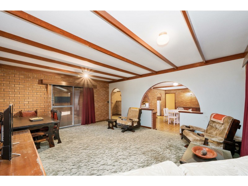 2 Barbette Road, Willetton WA 6155