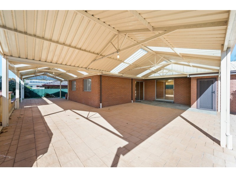 2 Barbette Road, Willetton WA 6155