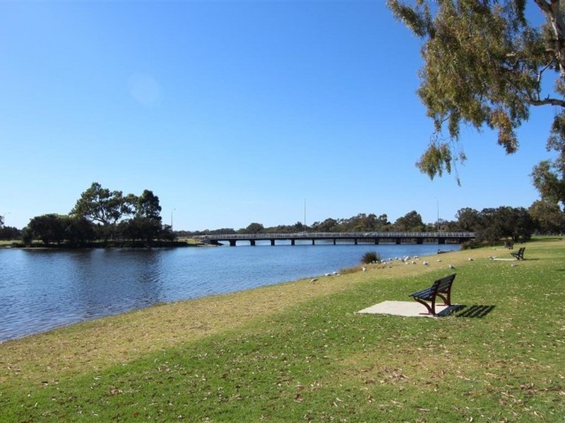 1/453 Riverton Drive, Riverton WA 6148