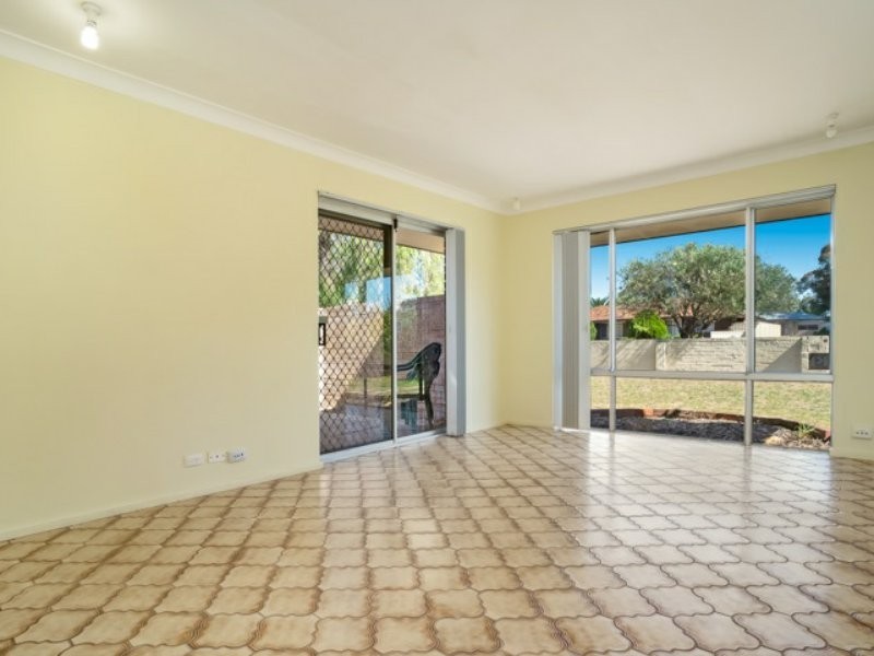 44 Cowan Street, Armadale WA 6112