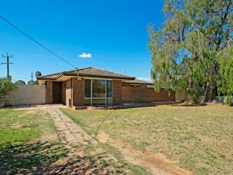 44 Cowan Street, Armadale WA 6112