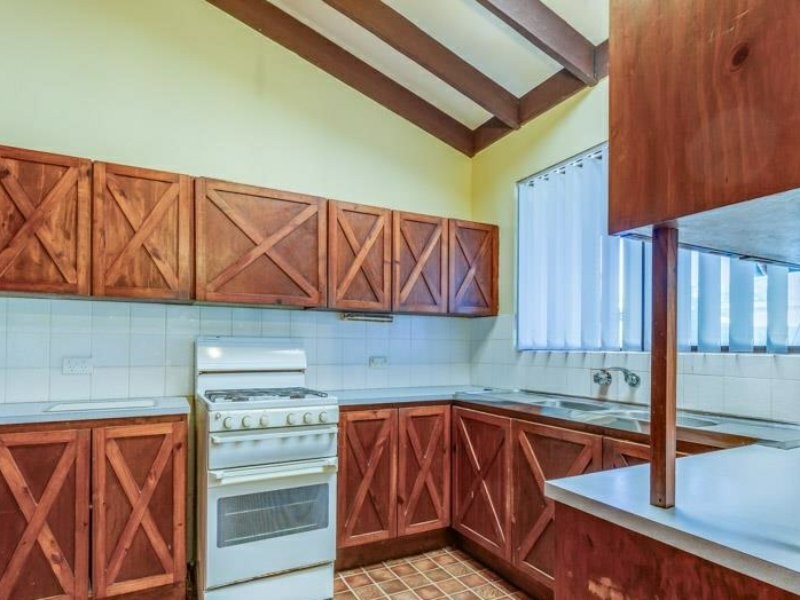 17 Jannali Way, Armadale WA 6112