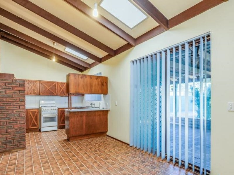 17 Jannali Way, Armadale WA 6112