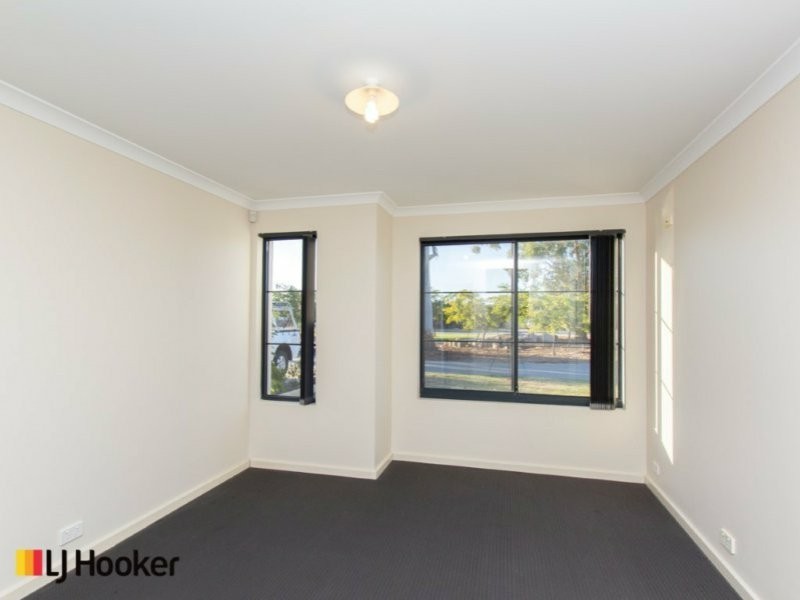 11 Bologna Gardens, Aubin Grove WA 6164