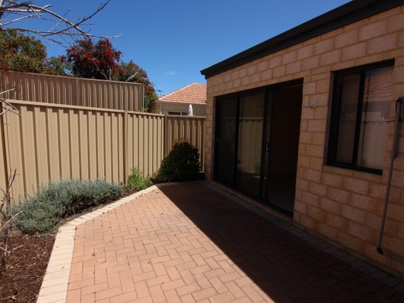6/35 Hidden Valley Retreat, Clarkson WA 6030
