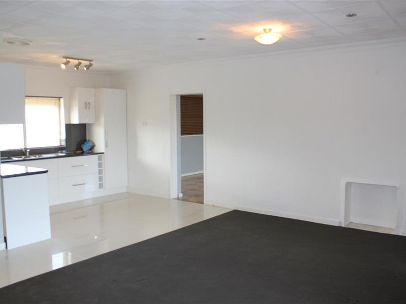 Unit 8/16 Edeline Street, Spearwood WA 6163