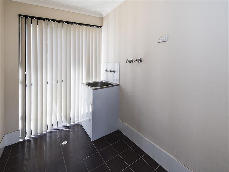 4 Keble Lane, Piara Waters WA 6112