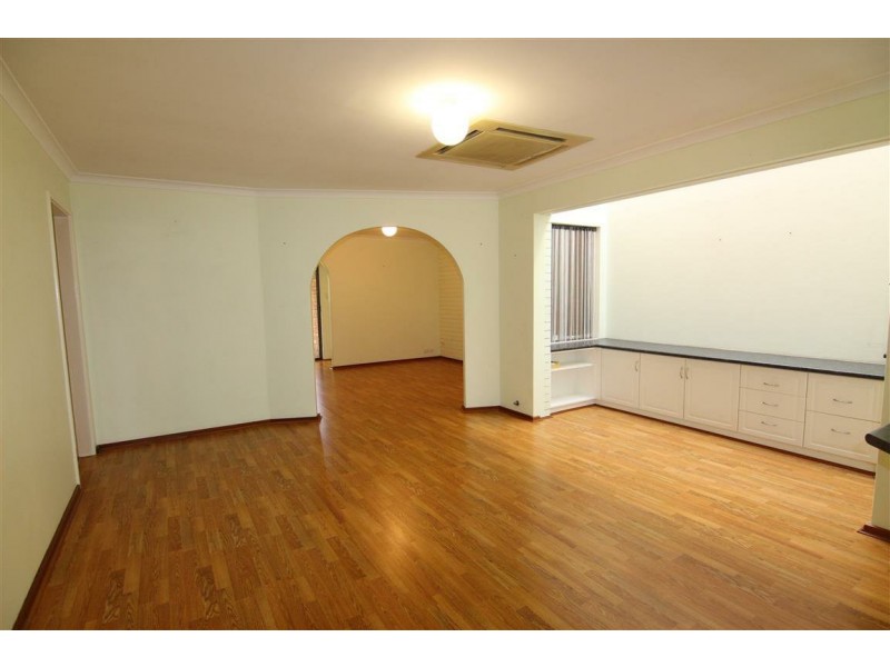 45B Hartfield Crescent, Leeming WA 6149