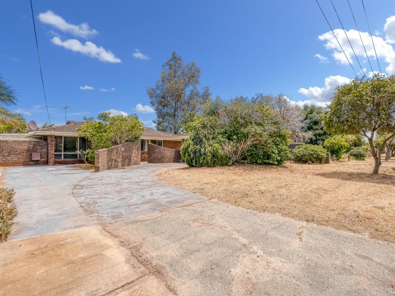 16 Elkhorn Street, East Cannington WA 6107