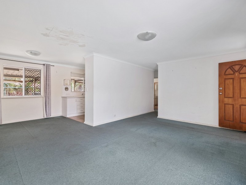 16 Elkhorn Street, East Cannington WA 6107