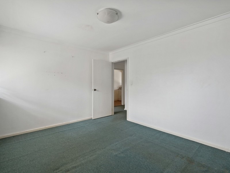 16 Elkhorn Street, East Cannington WA 6107