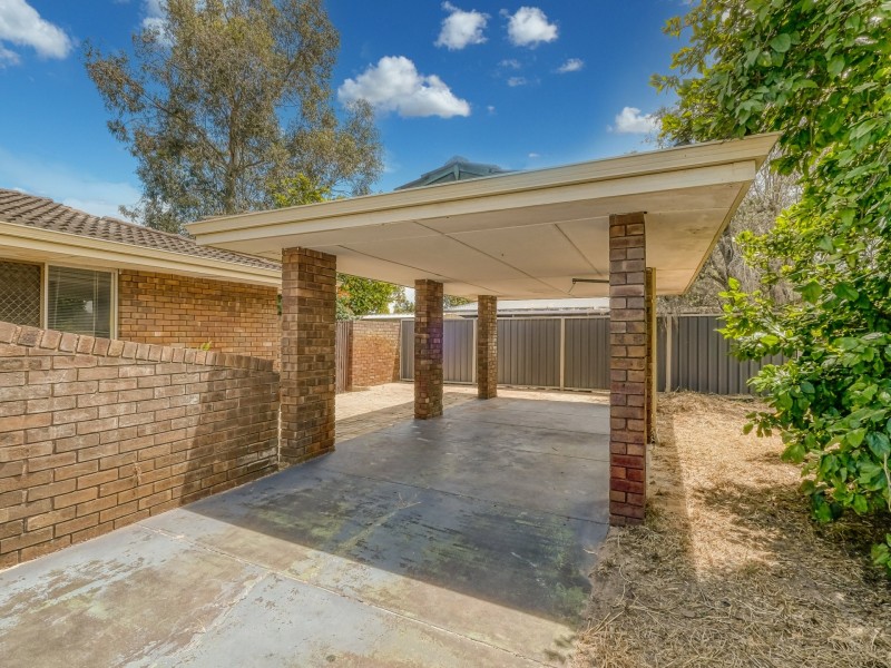 16 Elkhorn Street, East Cannington WA 6107