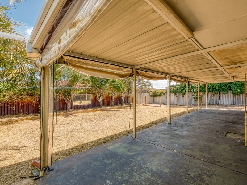 16 Elkhorn Street, East Cannington WA 6107