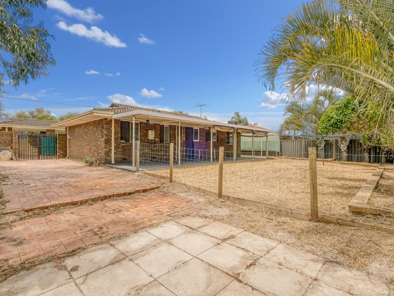 16 Elkhorn Street, East Cannington WA 6107