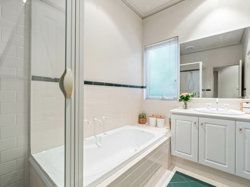 2/39 McMaster Street, Victoria Park WA 6100