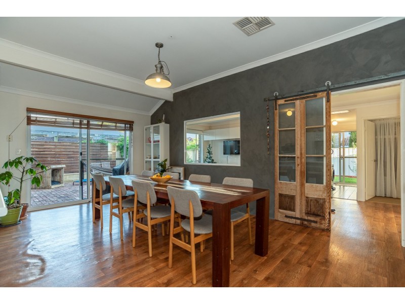 15 Redshank Close, East Cannington WA 6107