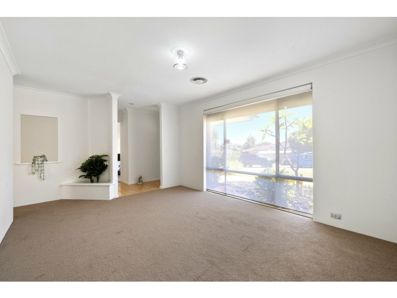 14 Curalo Mews, South Lake WA 6164