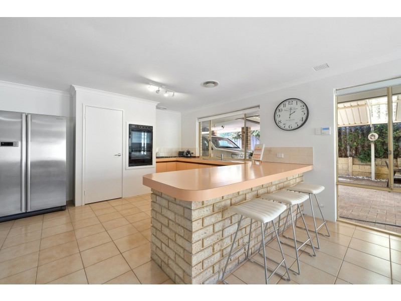 14 Curalo Mews, South Lake WA 6164