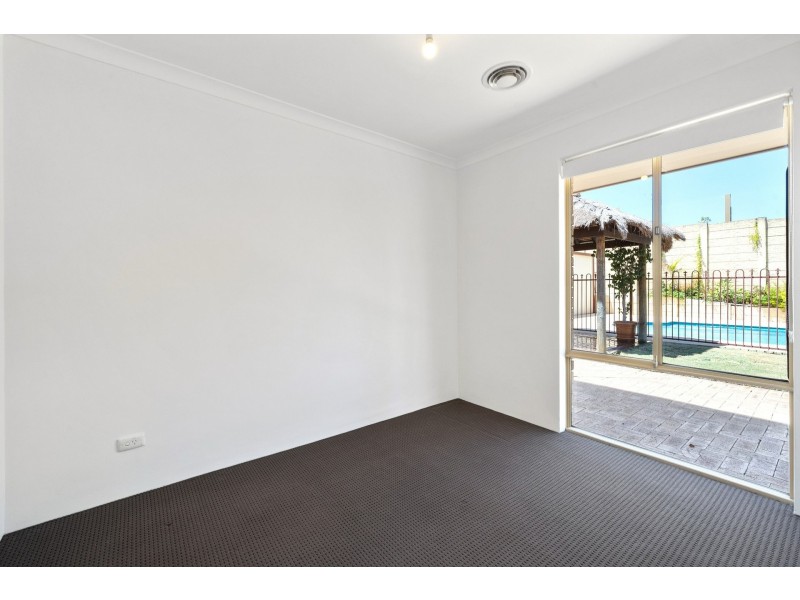 14 Curalo Mews, South Lake WA 6164