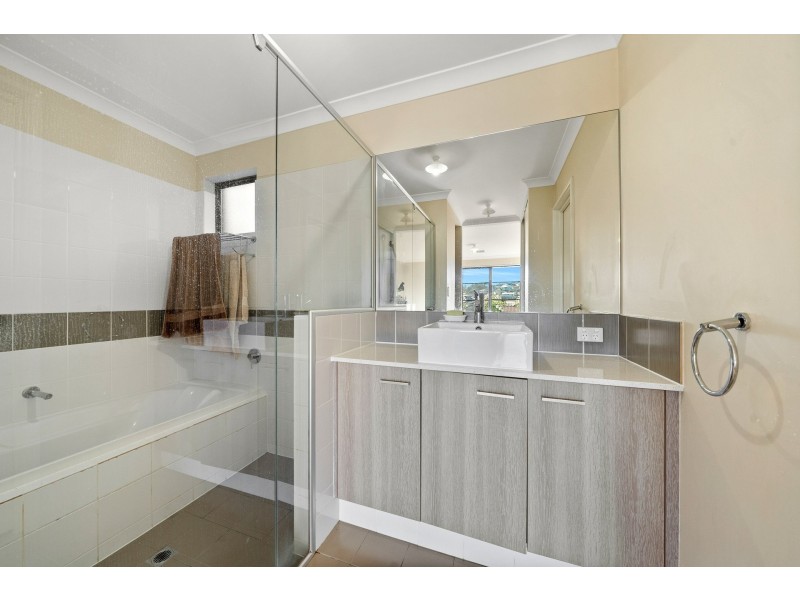 32 Mayor Road, Coogee WA 6166