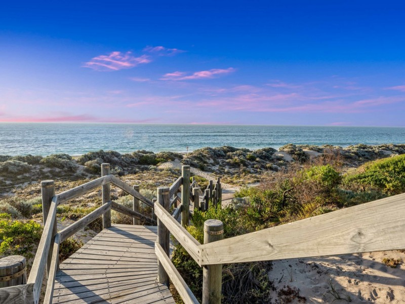 6 Edwards Street, Dawesville WA 6211